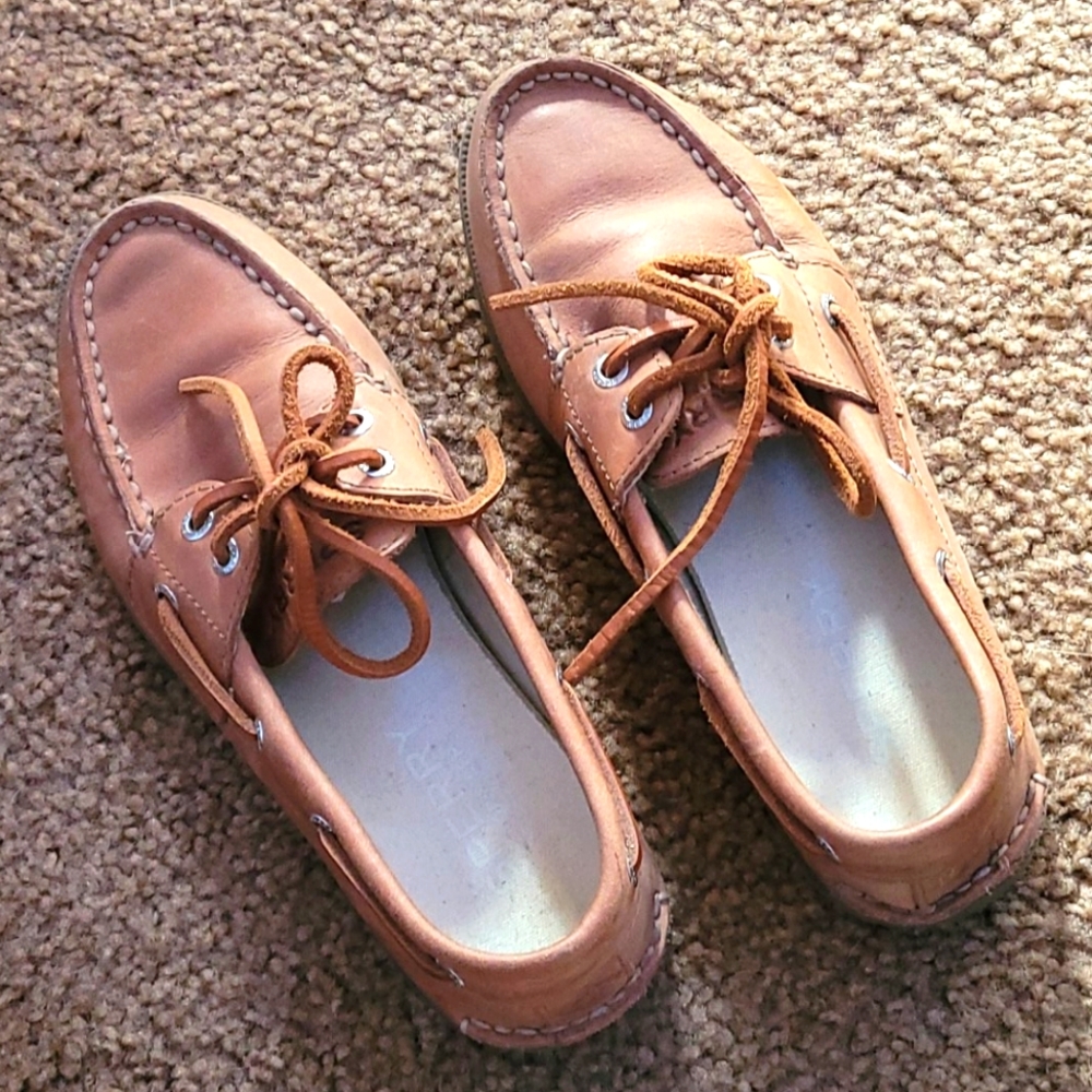 Sperry boat shoes